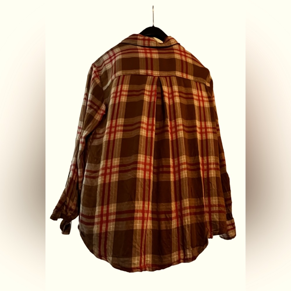 Everyday wear blouse.  Goes nice with jeans or corduroys..